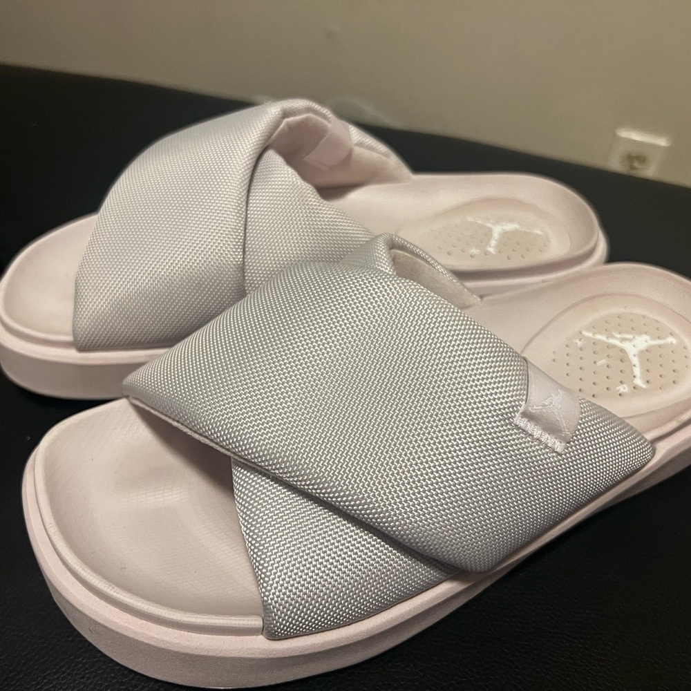 Nike Women's Light Pink Crisscross Slide Sandals